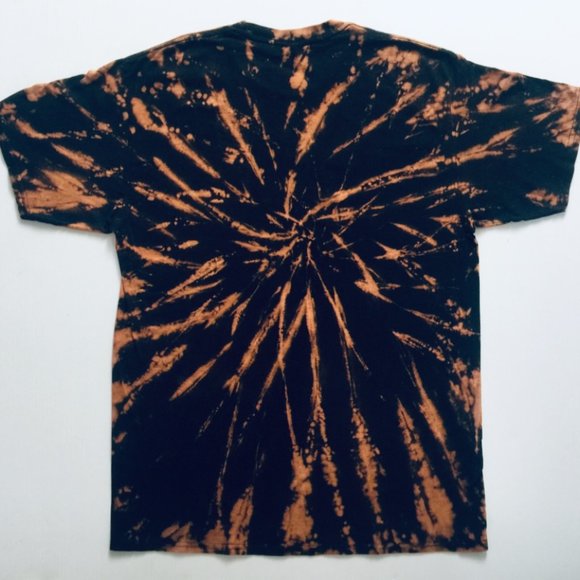 Reverse Tie Dye Spirograph Graphic Tee Original - Picture 2 of 4